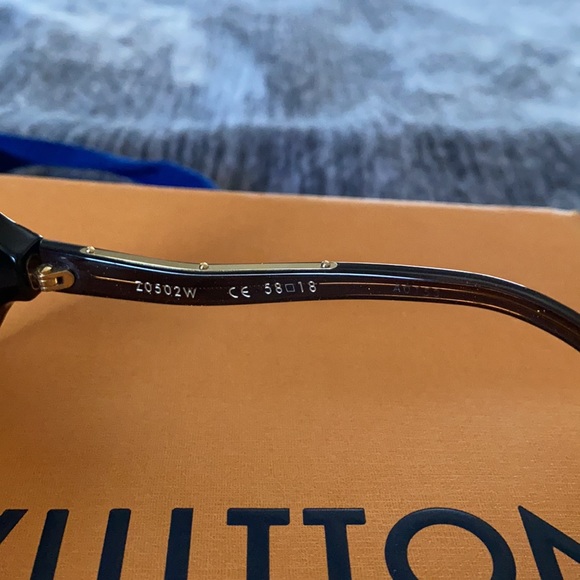 LV GINA SUNGLASSES - Picture 6 of 6
